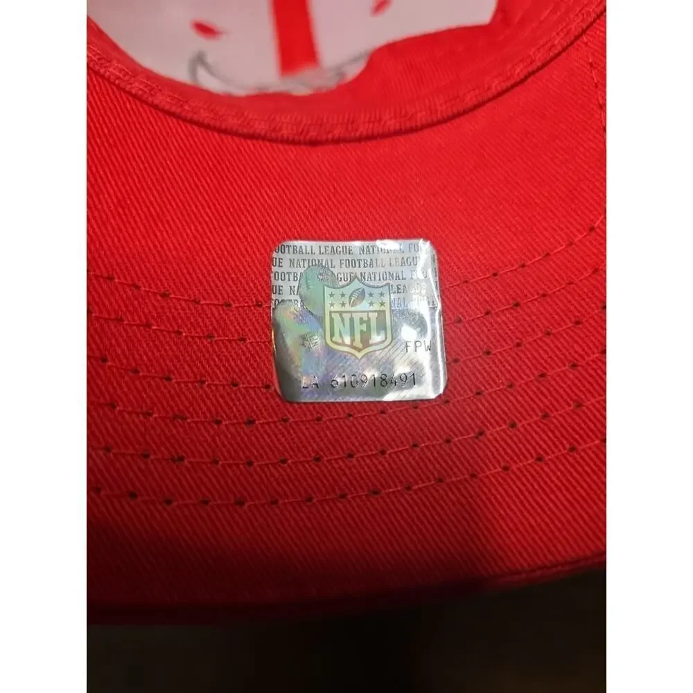 Tampa Bay Buccaneers Hat Cap Strap Back NFL Team One Size Adjustable‎